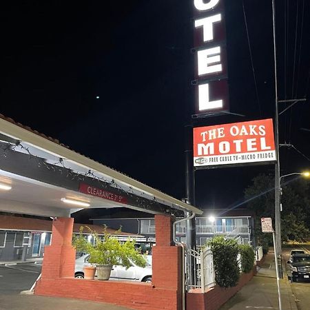 The Oaks Motel Oakland Exterior photo